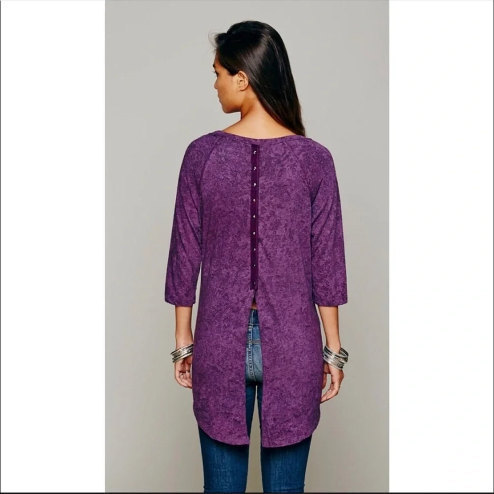 Free People We The Free Tee Purple XS Split Back - Picture 1 of 7